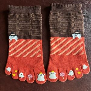 Tu Tu Anna 5 Toe Socks with Ghosts